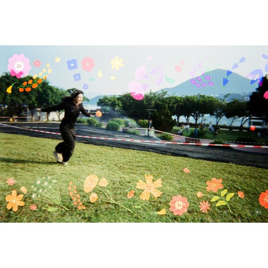 Reto Retocolor Blossom Disposable Camera With Pre-Exposed Patterns [27 Exp]